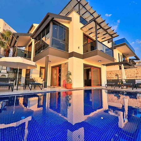 Rainbow Villa Kaş