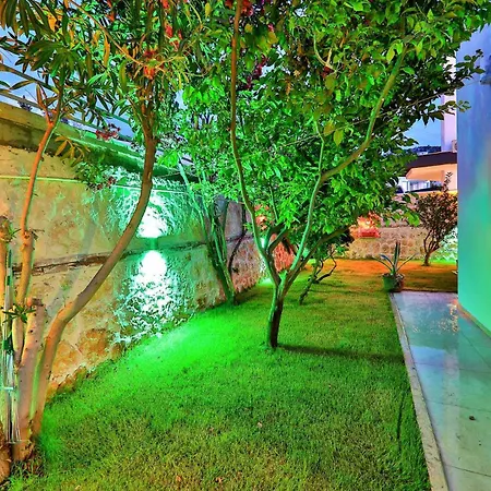 Rainbow Villa *